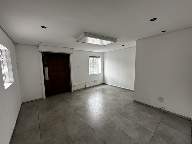To Let Commercial Property for Rent in Woodstock Western Cape